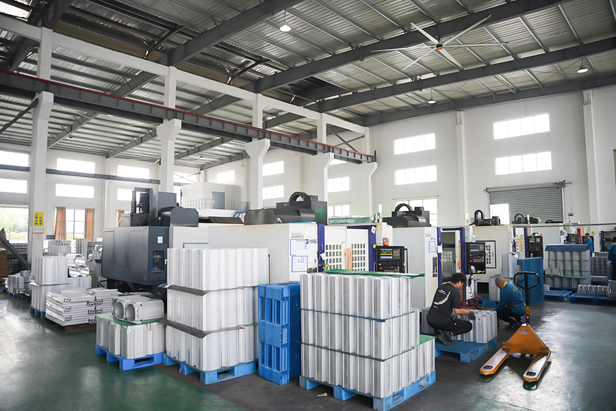 Trung tâm gia công